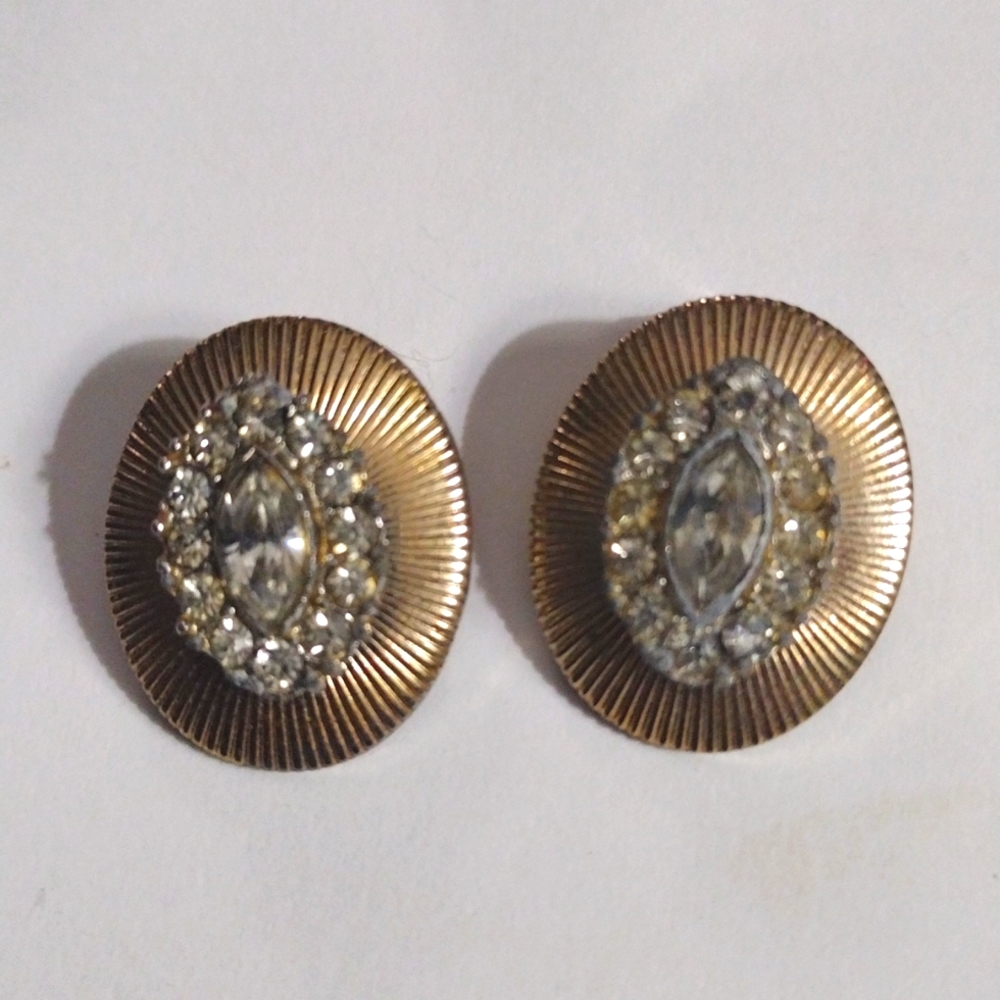 JERAY DESIGNER GOLD RHINESTONE EARRINGS 1940'S